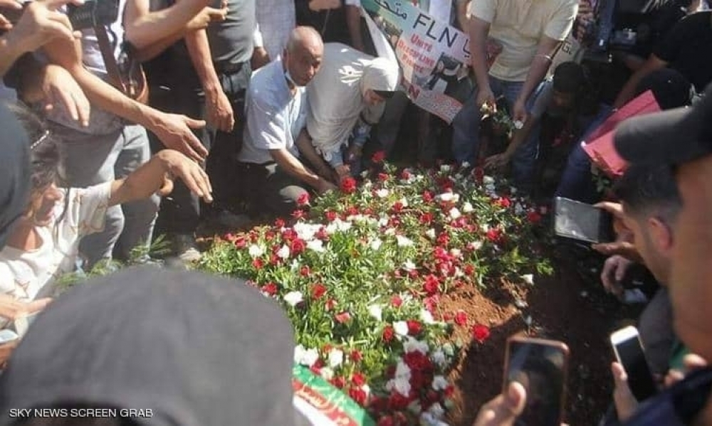 الجزائر/ جثمان الرئيس الأسبق بوتفليقة يوارى الثرى 
