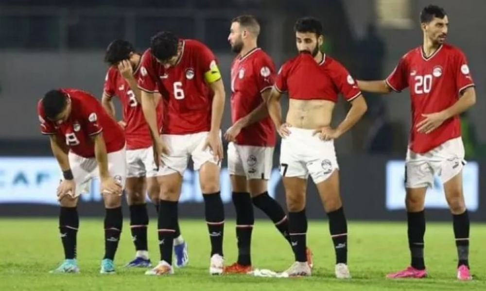 أزمة الدولار تلقي بظلالها على مدرب المنتخب المصري القادم