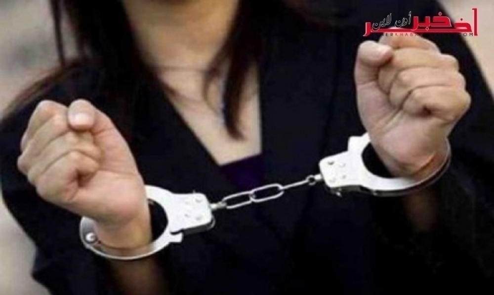 بين قابس و جربة /  القبض  على سيّدة بحوزتها   08 قناديل زيتيّة أثريّة