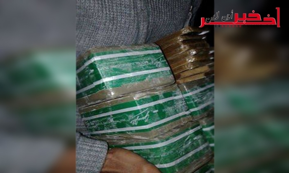 فيديو/ 50 كلغ من الزطلة دخلت تونس بمساعدة  موظف في الدولة: بارون  المخدرات  يقع في قبضة الأمن.. و هكذا وزّعها في 4 ولايات