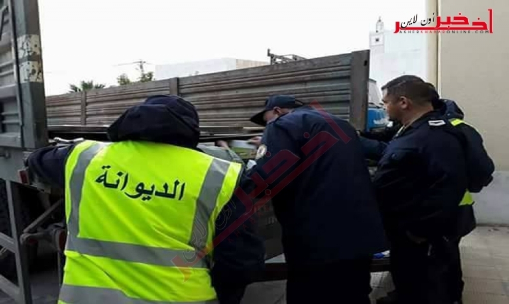بالصّور-مدنين/احباط تهريب سجائر أجنبية خبأت بهيكل شاحنة ،قدّرت قيمتها بحوالي 120 ألف دينار 