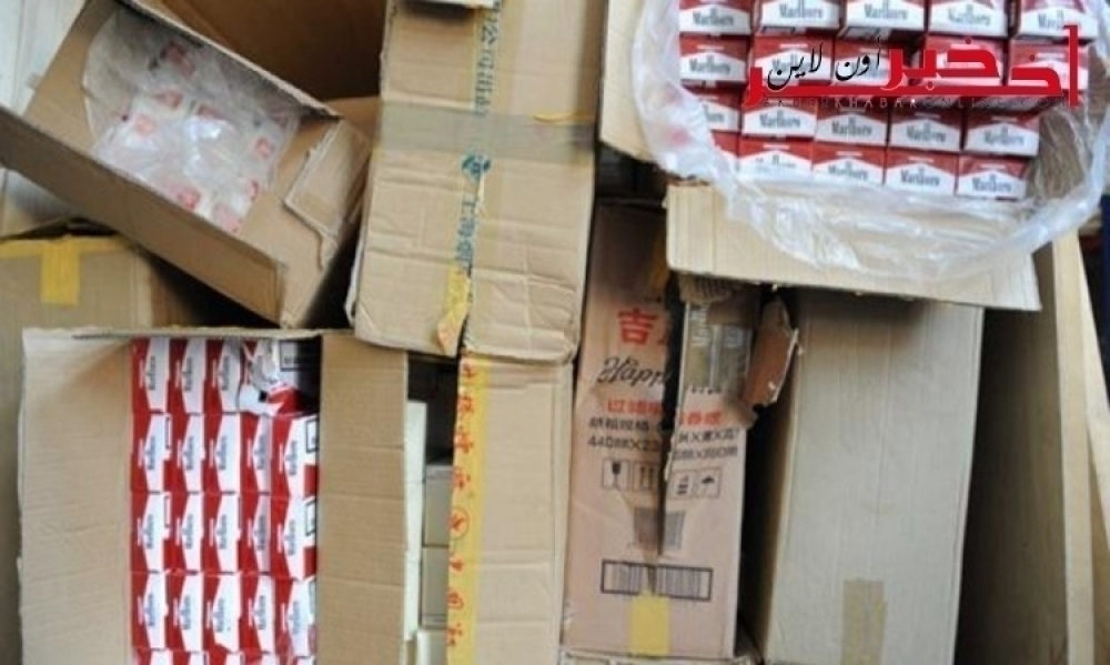 صفاقس: قُدرت بـ 30 ألف دينار... ضبط سيارة محملة بــ 4 آلاف علبة سجائر مهربة