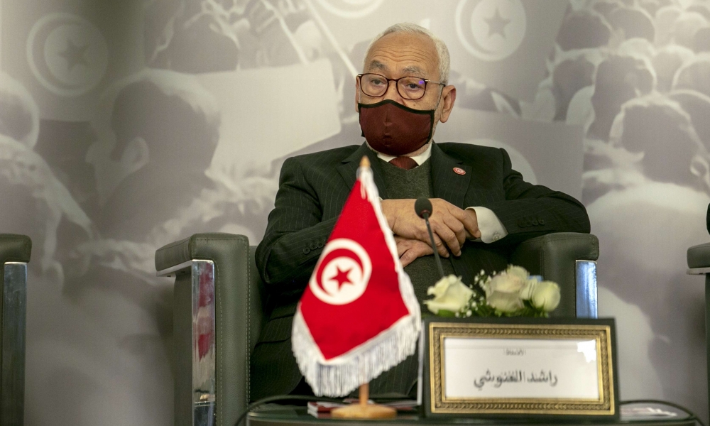 النهضة تقاضي صحيفة « الأنوار » بتهمة نشر “أكاذيب” عن الغنوشي