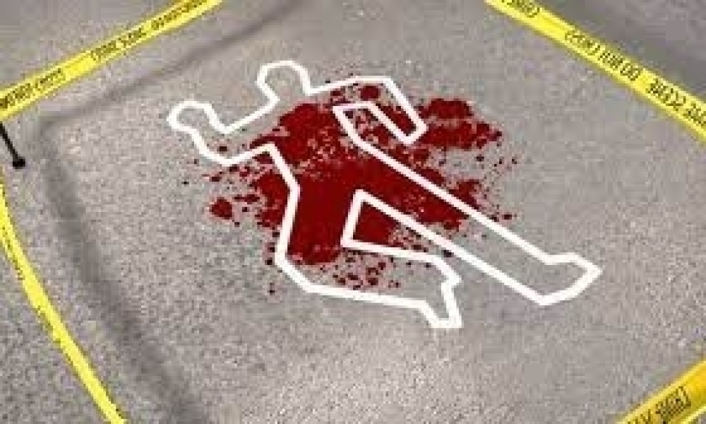 العقبة / وجّهوا له أكثر من 8 طعناتٍ وسرقوا أمواله، العثور على جثّة رجل أعمالٍ غارقة في الدماء بمنزله