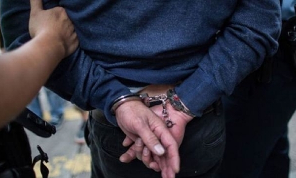 جبل جلود : القبض على شخص انتحل صفة عون أمن وابتزّ مواطنين