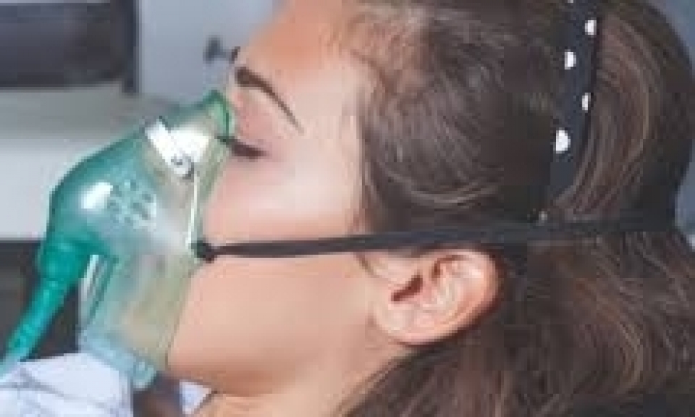 3 شاحنات جزائرية محمّلة بالأكسيجين ستصل تونس اليوم
