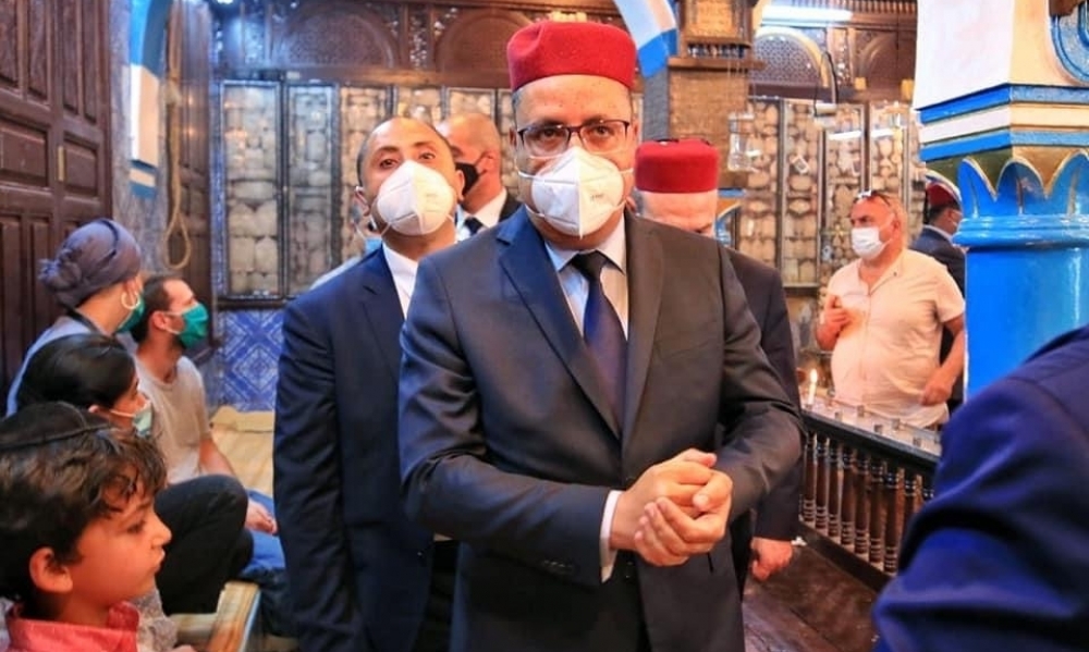 رئيس الحكومة يشرف على الانطلاق الرسمي لزيارة الغريبة في ظروف استثنائية 