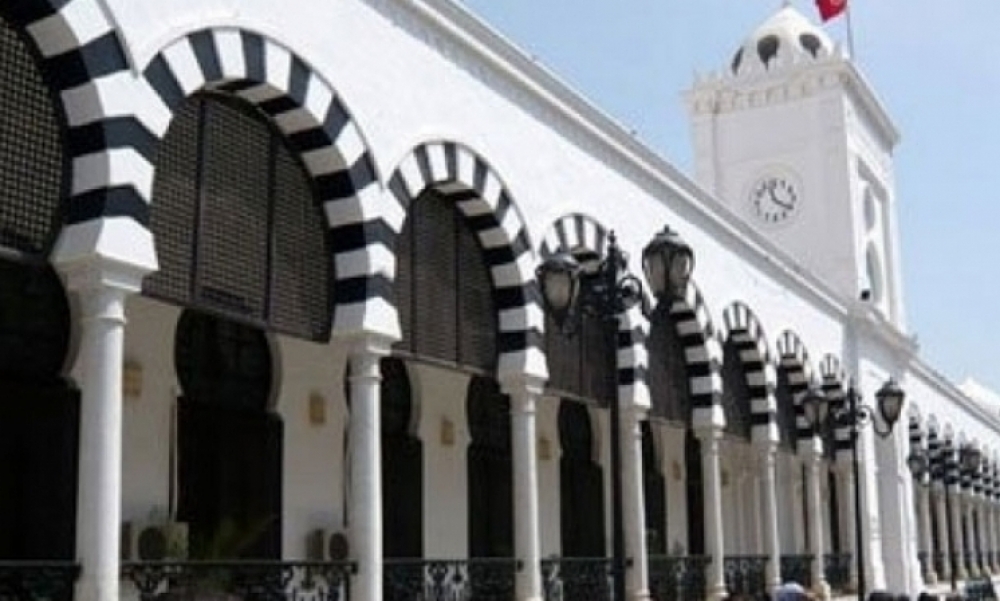 وزارة الماليّة تعلن تعليق إحتساب خطايا التأخير على التصاريح الجبائيّة من 29 أفريل إلى غاية إستئناف عمل مصالح الجباية
