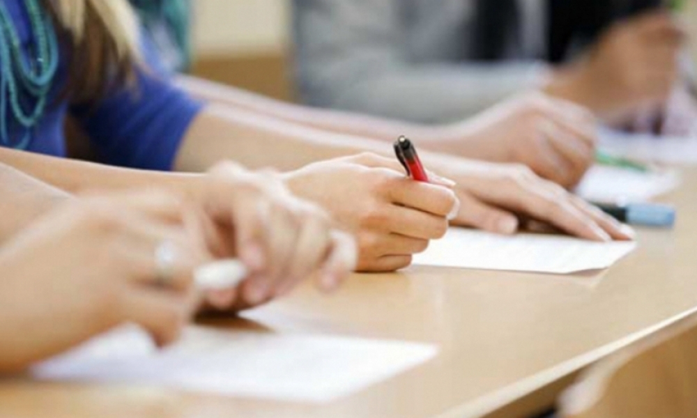 وزارة التعليم العالي : دورة إمتحاناتٍ إستثنائيّة للمصابين بفيروس "كورونا"