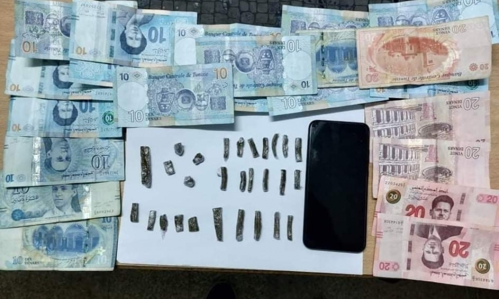 تونس المدينة : القبض على مجرم خطير روع المتساكنين