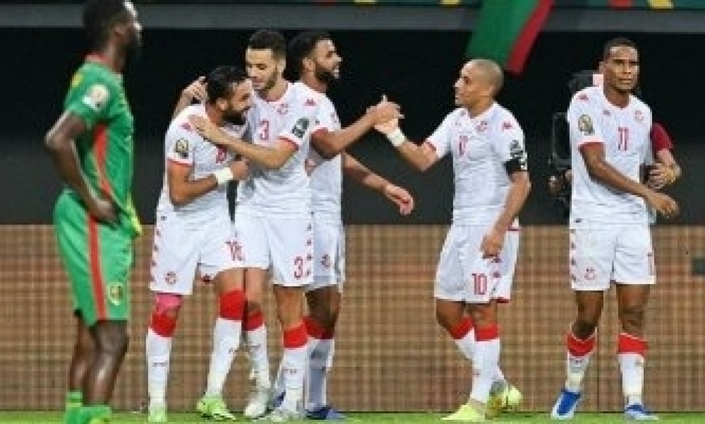 المنتخب الوطني: تعافي محمد دراقر و إصابة 7  لاعببين  بفيروس كورونا 