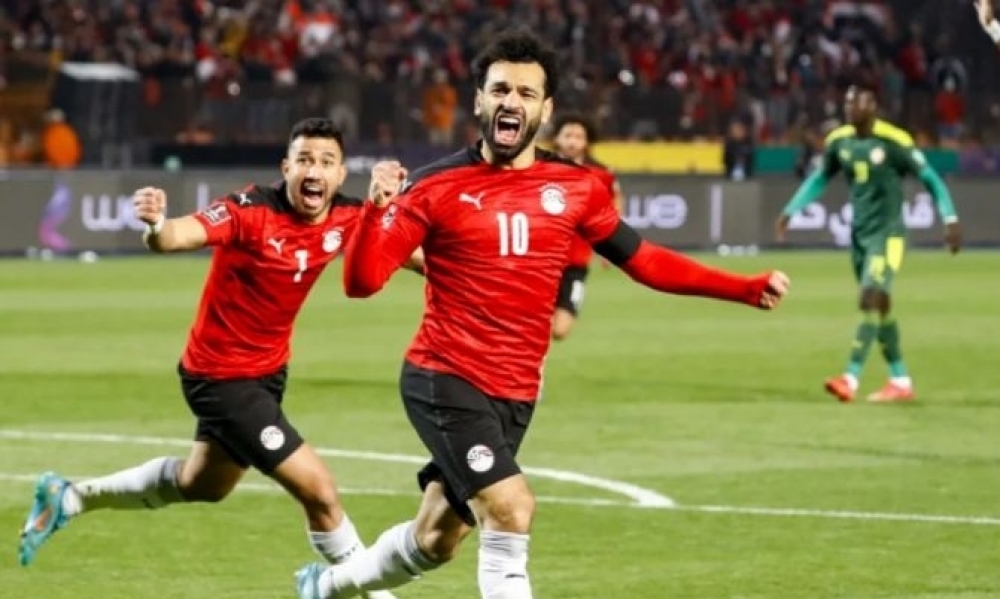 الاتحاد المصري يضاعف مكافآت التأهل للمونديال قبل لقاء "الفراعنة" والسنغال... التفاصيل