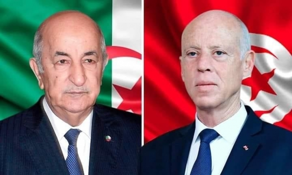 سعيد وتبون يتبادلان التهاني بمناسبة عودة العبور العادي للأشخاص عبر الحدود البرية التونسية - الجزائرية