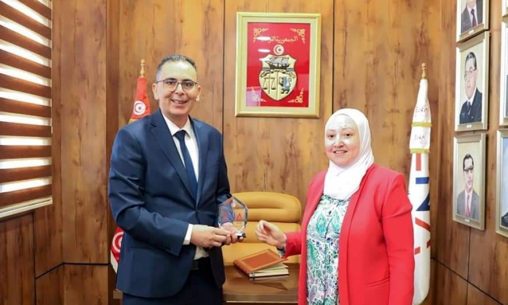 وزير املاك الدولة و الشؤون العقارية يعرض برامج الوزارة 