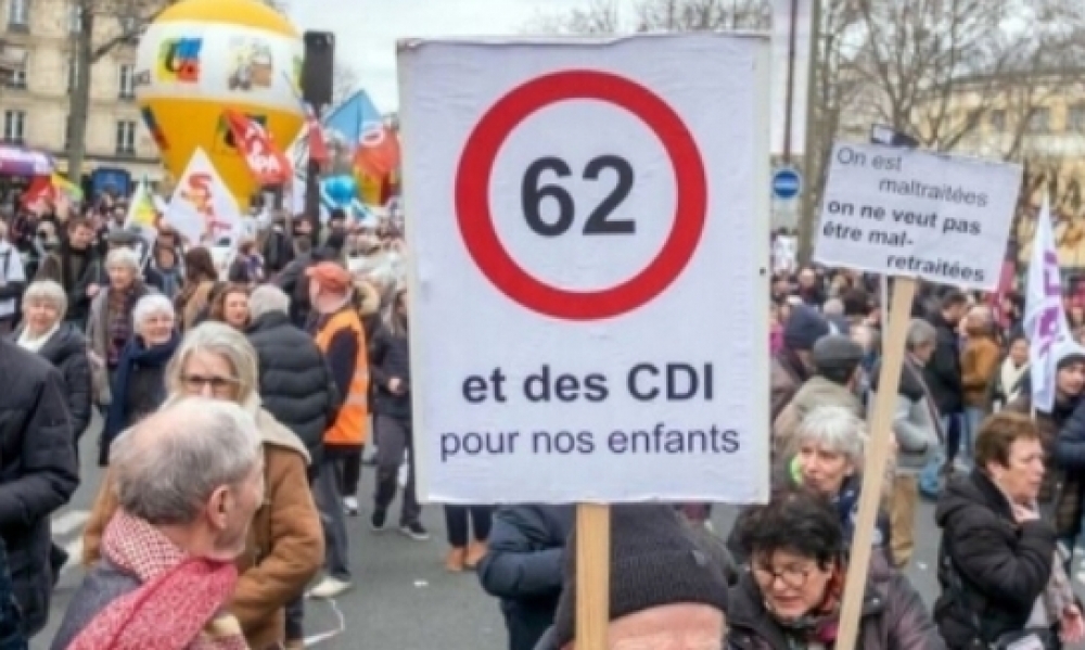 وإيقاف العشرات في مظاهرات باريس