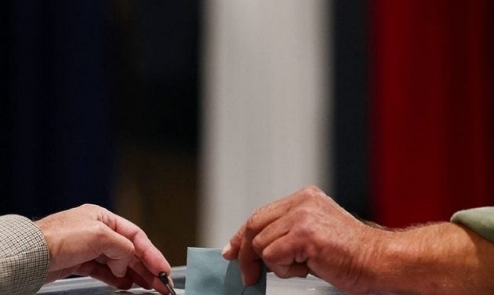فرنسا.. اليمين المتطرف يتصدر بفارق كبير الدورة الأولى من الانتخابات التشريعية