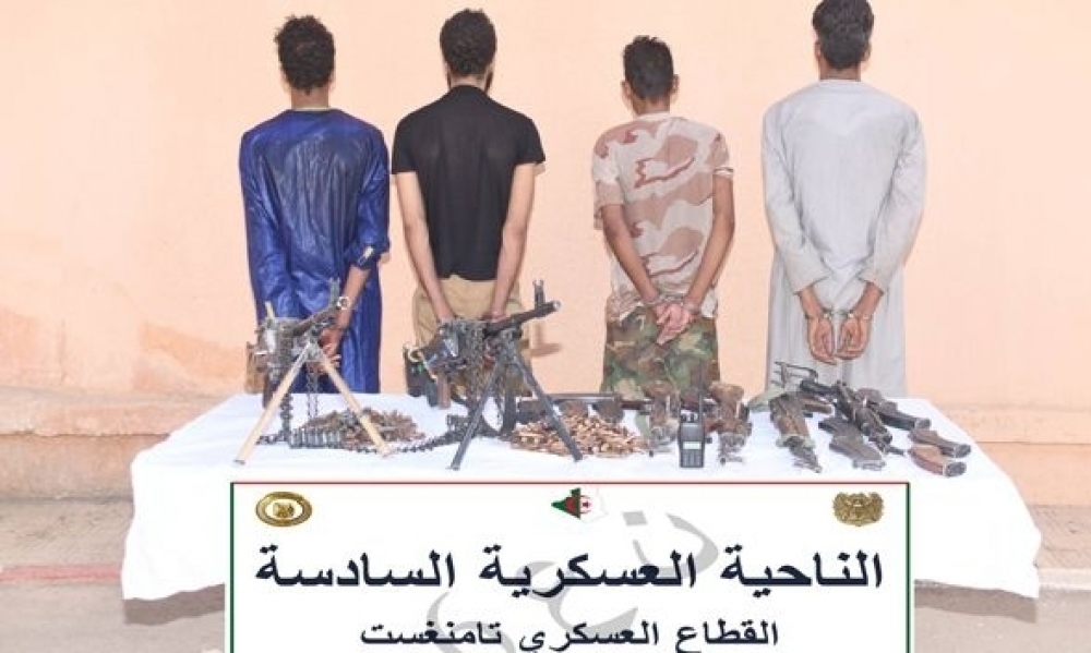 وزارة الدفاع الجزائرية: القبض على 5 إرهابيين وحجز أسلحة