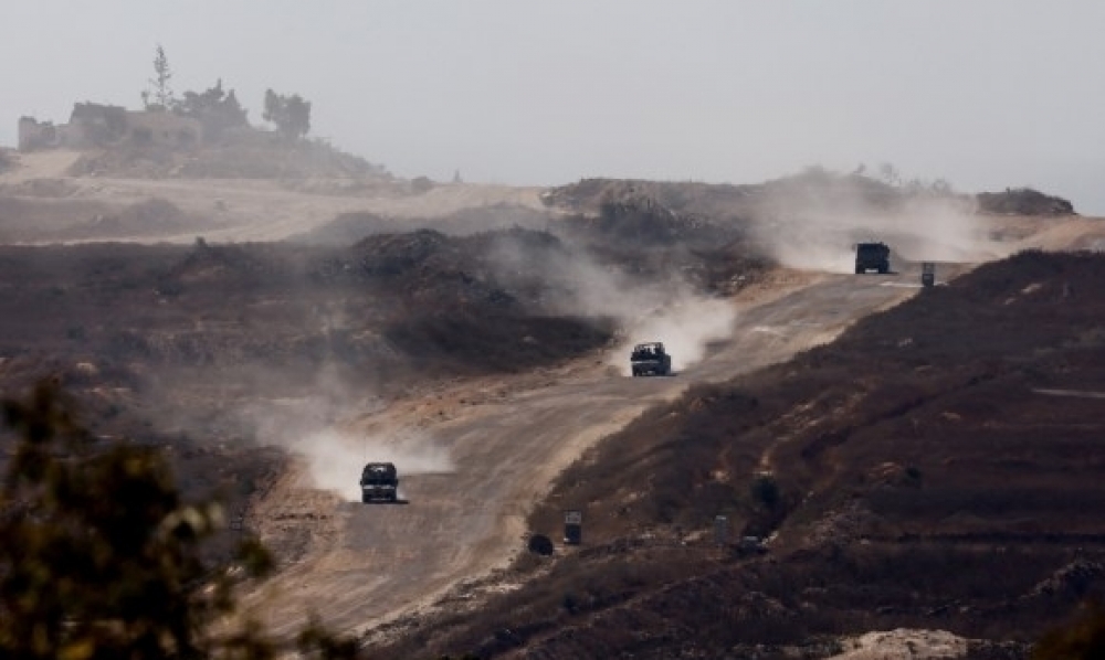  إسرائيل تدك وسط قطاع غزة وتدفع بدبابات لشمال رفح