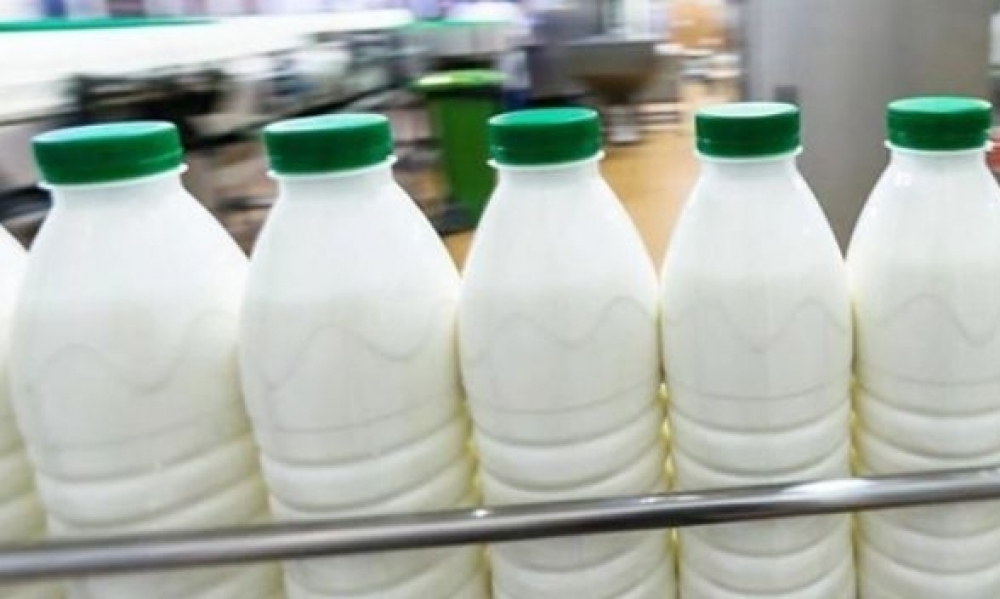الحكومة تحدّد المخزون التعديلي من الحليب الطازج المعقّم