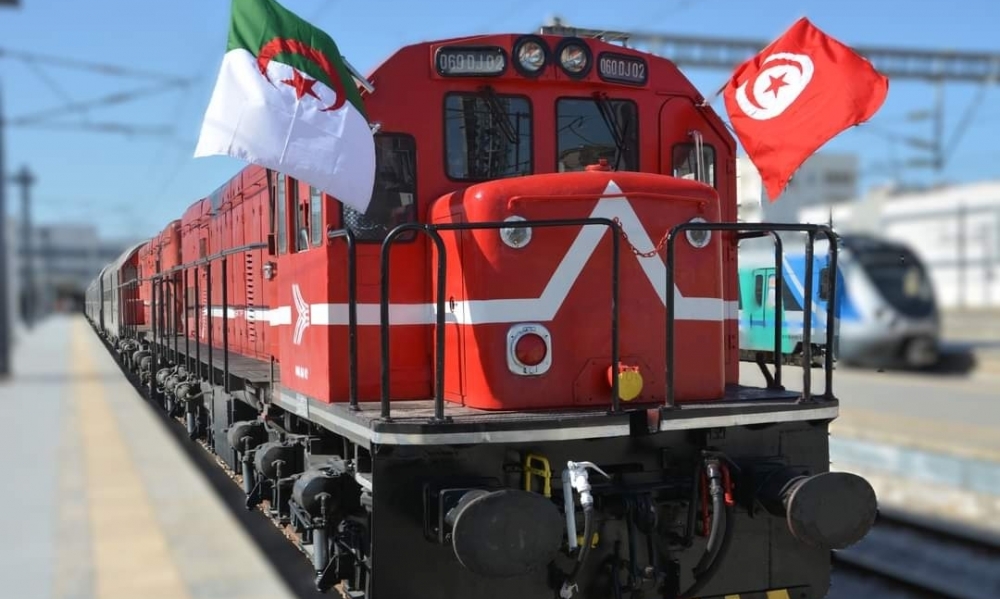  بلاغ صحفي/ انطلاق السفرة التجارية الأولى من محطة تونس في اتجاه محطة عنابة