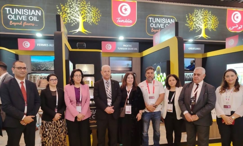  وزير التجارة وتنمية الصادرات يزور الجناح التونسي بالصالون الدولي للصناعات الغذائية "Gulfood 2025"