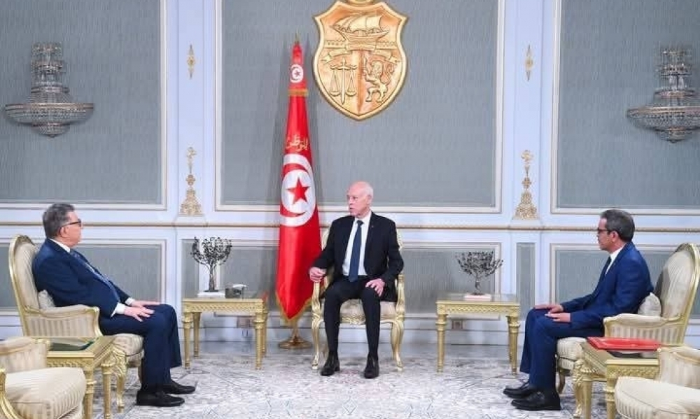  رئيس الجمهورية يلتقي رئيسي البرلمان ومجلس الجهات والأقاليم