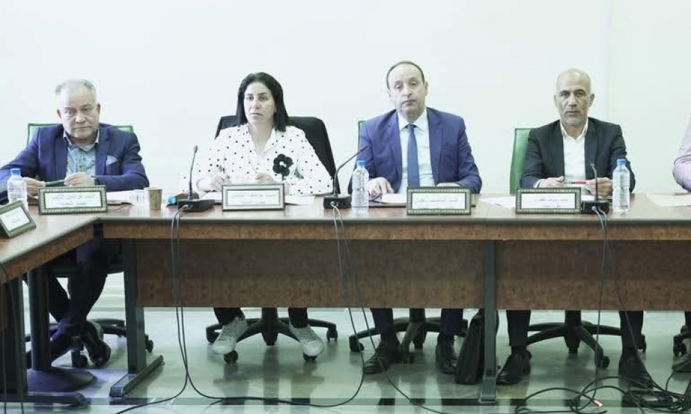  لجنة الصحة تعقد جلسة استماع حول مقترح القانون المتعلق بضبط النظام الأساسي العام لقطاع الصحة