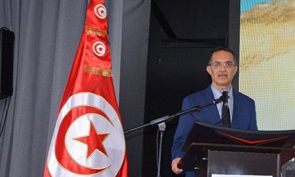 وزير الفلاحة يستعرض عددا من الزراعات الاستراتيجية التي يجب العناية بها لتحقيق الامن الغذائي