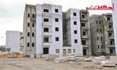 الحمامات /  الإذن  بإيقاف أشغال مجمع سكني بصدد البناء دون رخصة على مساحة 7000 م²