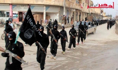 التحالف الدولي : إستسلام 100 مقاتلٍ من " داعش " الإرهابي في الرقة ونقلهم خارج المدينة