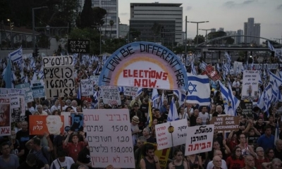 تظاهرات ضد حكومة نتنياهو وللمطالبة بانتخابات مبكرة